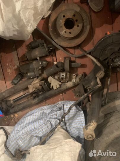 Различные запчасти на BMW E34