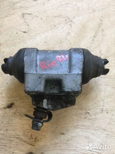 Цилиндр тормозной задний Kia Rio 4 Solaris 2