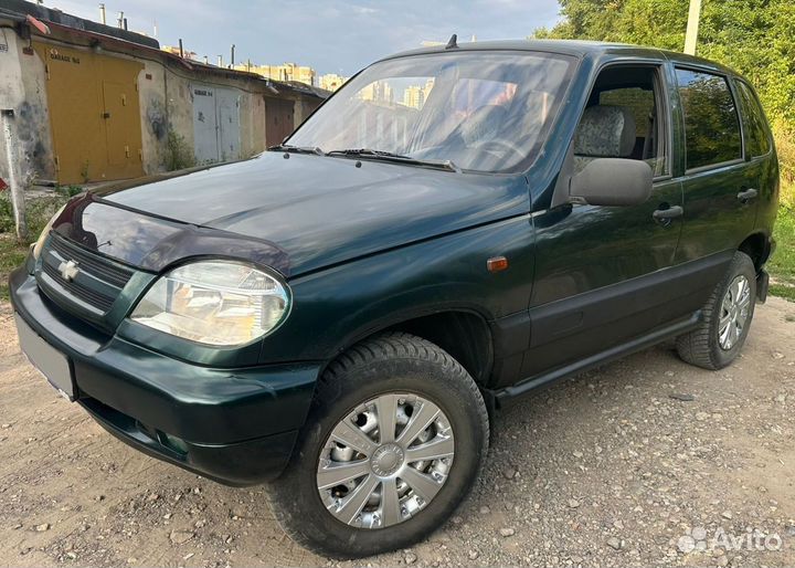 Chevrolet Niva, 2004
