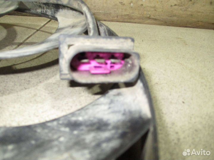 Вентилятор радиатора Skoda Fabia 2 (5J)