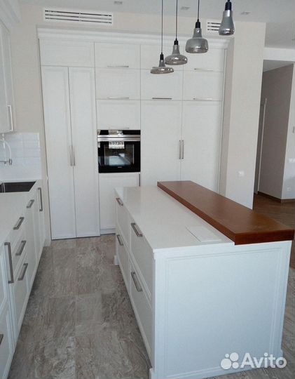 Кухонный гарнитур в наличии