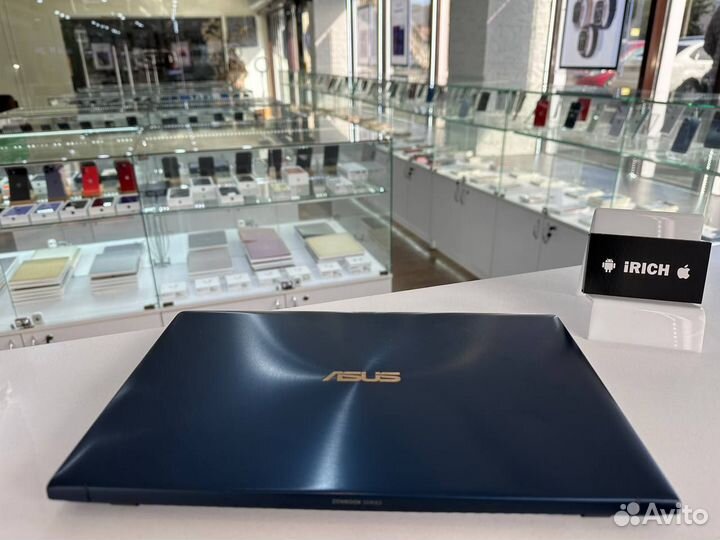 Asus zenbook 13 core i5