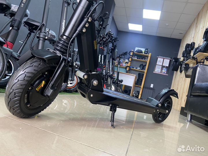 Электросамокат S Series 2022 / Kugoo / GT