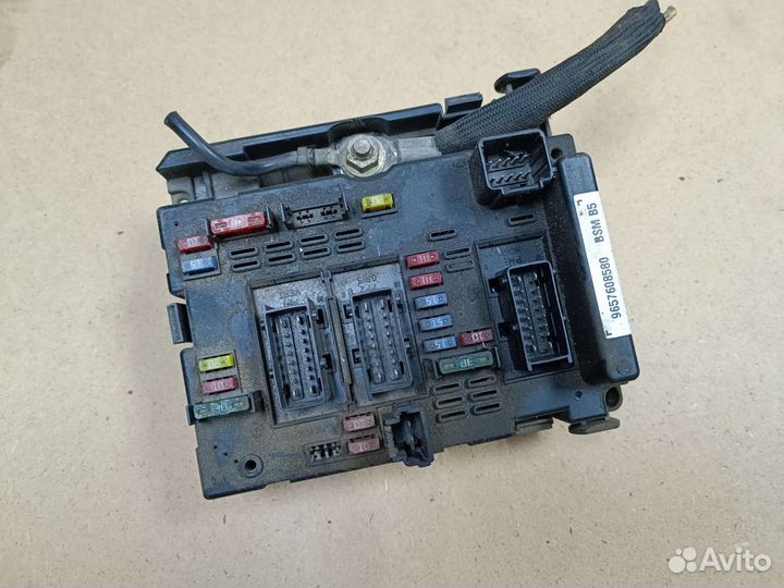 Блок предохранителей BSM B5 Citroen Peugeot