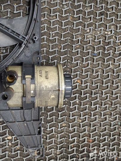 Вентилятор радиатора Renault Megane, 2001