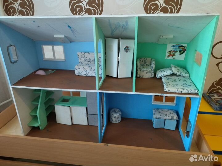 Домик для кукол