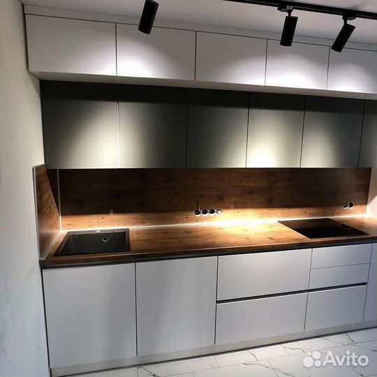 Кухонный гарнитур. Цена за всю кухню