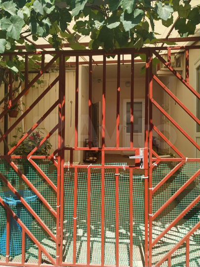 Комната 38 м², 2/2 эт.