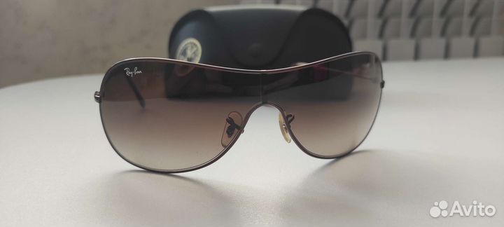 Солнцезащитные очки ray ban