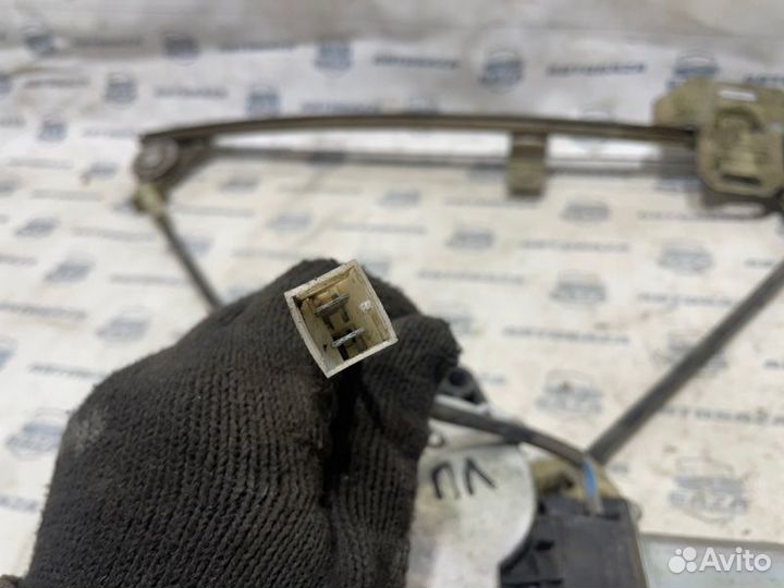 Стеклоподъемный механизм передний левый Ваз 2110