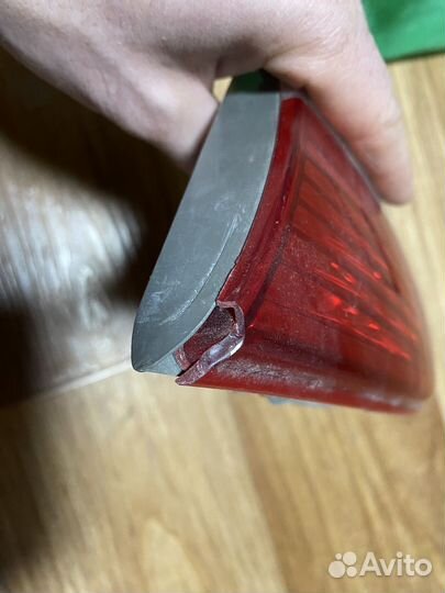 Фонарь задний внутренний правый Nissan Almera g15