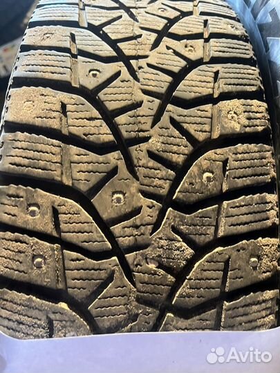 Bridgestone Blizzak Spike-02 185/65 R15