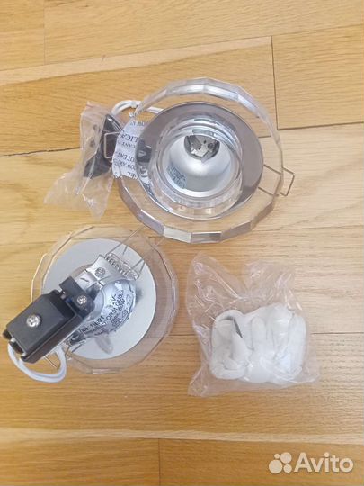 Светильник потолочный