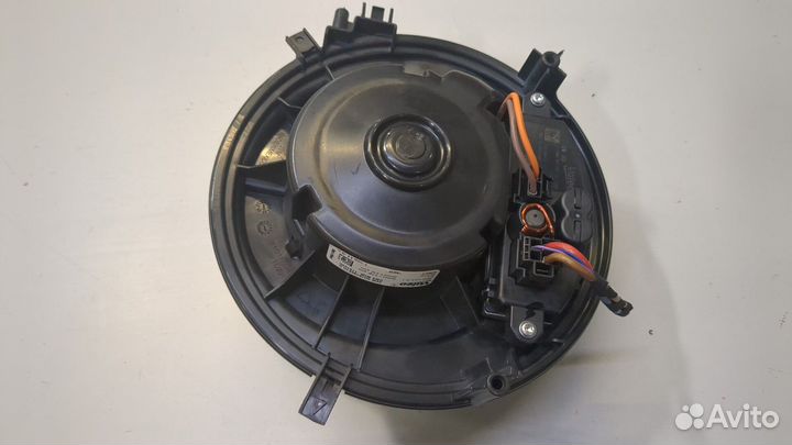 Двигатель отопителя Volkswagen Taos, 2023