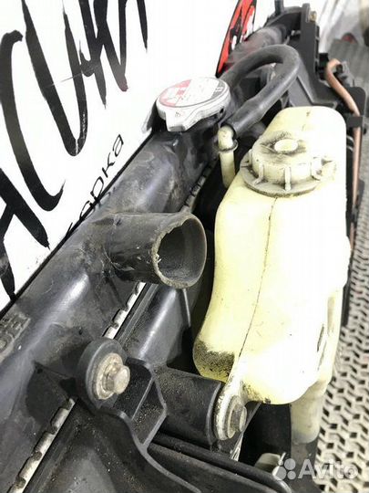 Радиатор (основной) Honda Accord