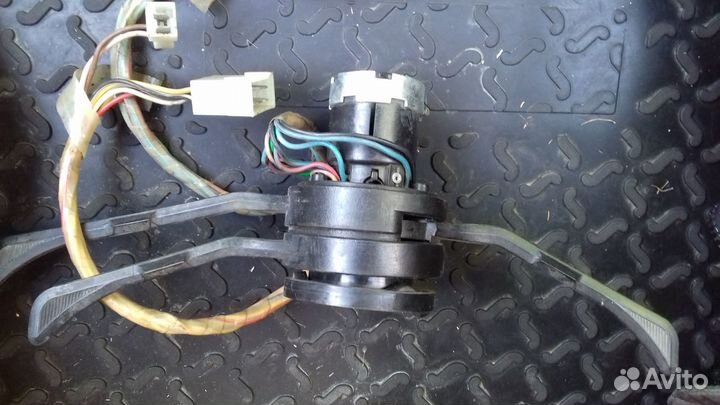 Подрулевой переключатель на ваз 04-07