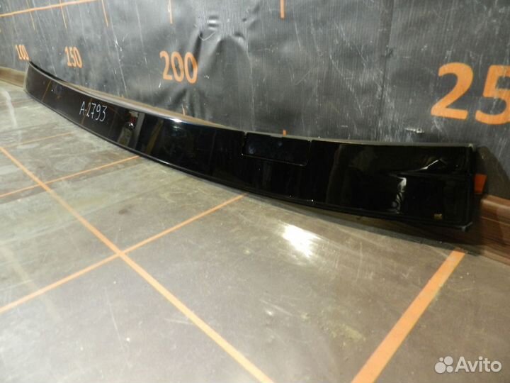 Молдинг крыши правый - Mercedes-Benz E-klasse W212