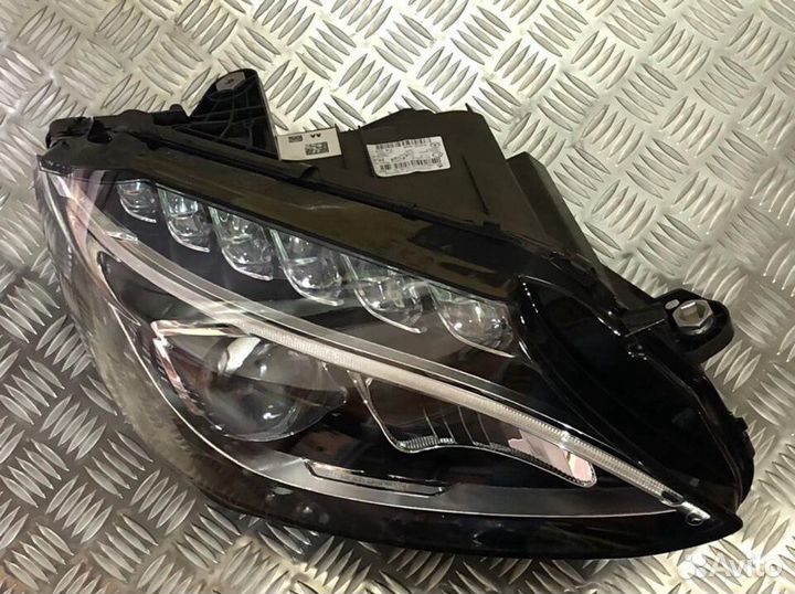 Фара правая Mercedes W205 Мерседес С 205