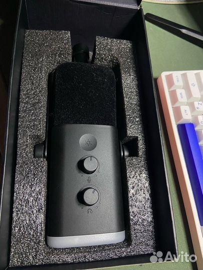 Микрофон Fifine AM8