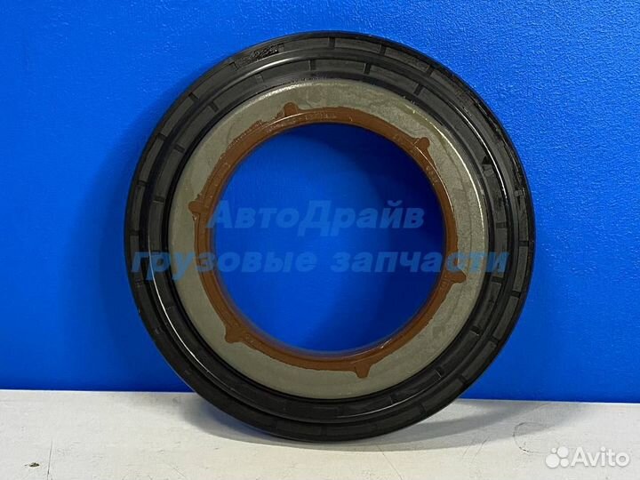 Сальник хвостовика для автомобилей Скания