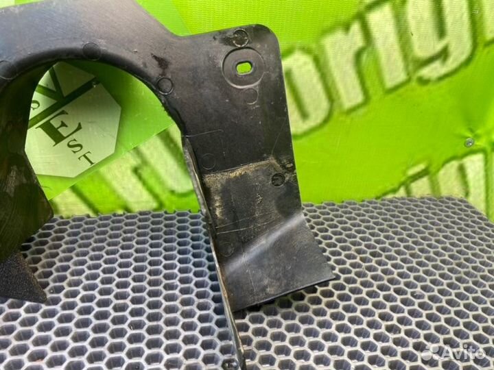 Пыльник рулевой рейки Audi A6 C5 avant BDH 2.5TDI