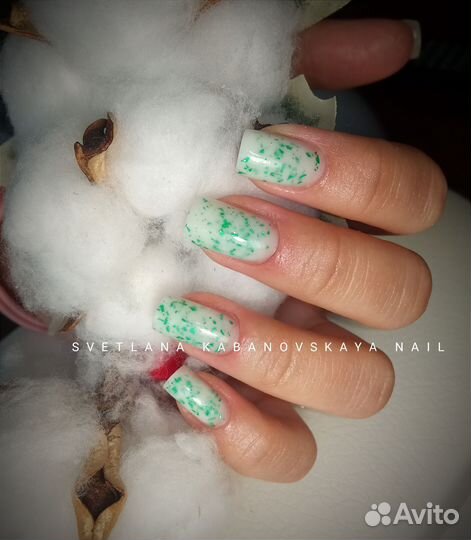 Маникюр, брови