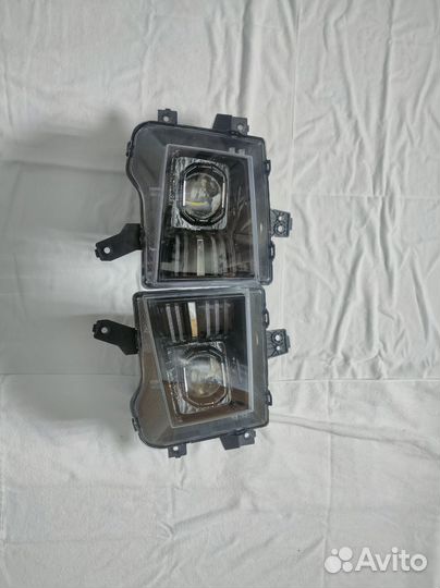Фара передня L/R для Москвич 3