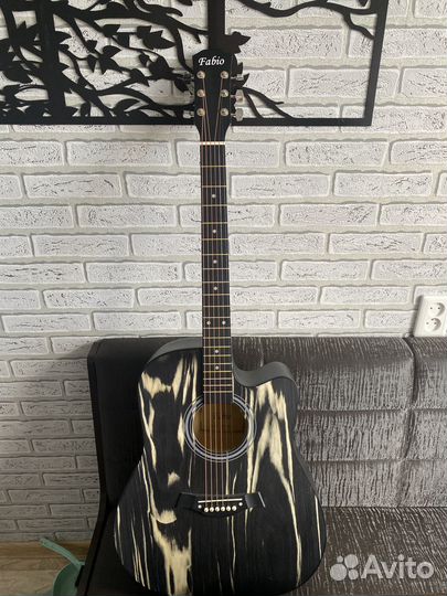 Гитара (Fabio)