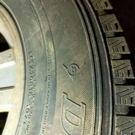 Dunlop SP Winter Ice 01 245/70 R16 107