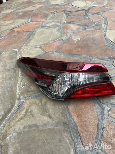 Задние фары camry 70