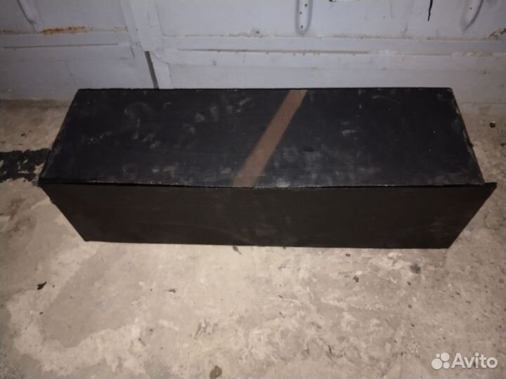 Ящик автомобильный для инструмента