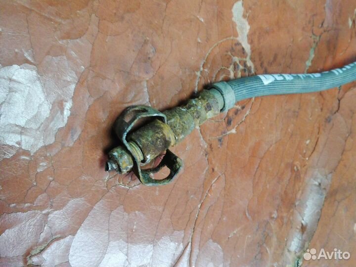 Шланг тормозной Нива Шевроле