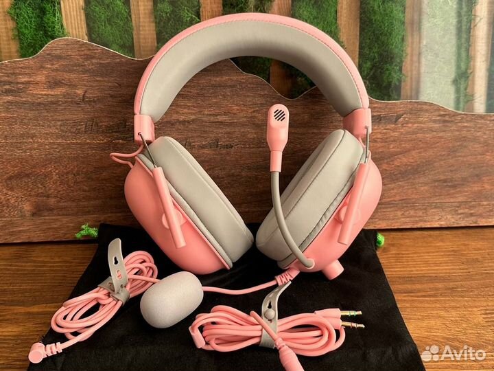 Наушники Razer BlackShark v2 розовые