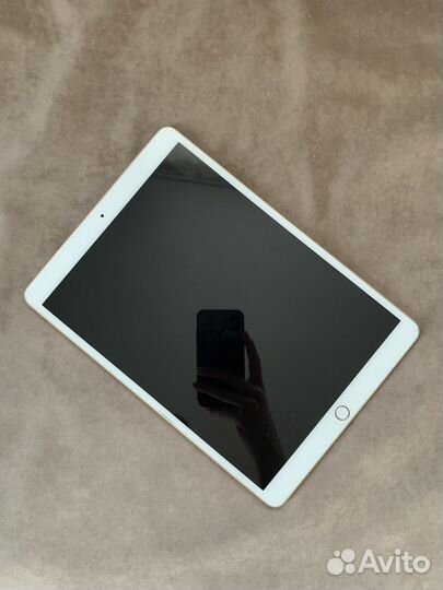 Планшет Apple iPad Pro 10,5 256 гб Wi-Fi