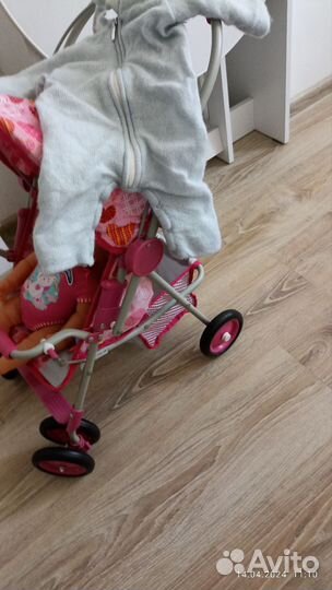 Кукла беби борн с коляской