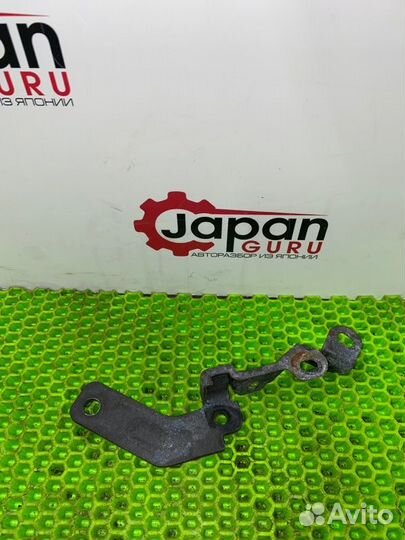 Кронштейн Mazda Cx7 ER L3VDT 2010