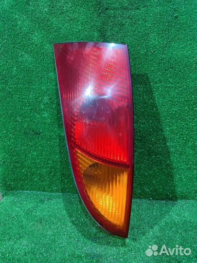 Задний левый фонарь Ford Focus 1 Хетчбэк