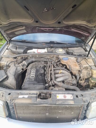 Audi A4 1.8 МТ, 1998, 720 000 км