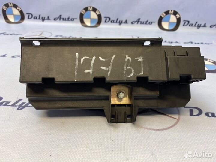 Блок предохранителей Bmw 745I E65 N62B44 2002Г