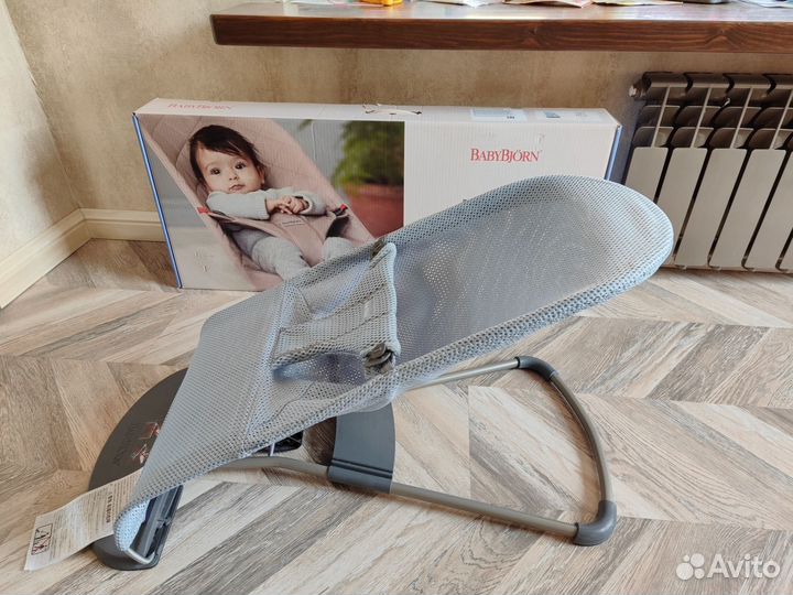 Шезлонг babybjorn/состояние нового