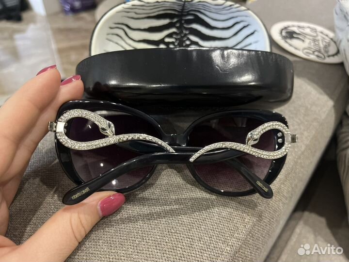 Солнцезащитные очки roberto cavalli