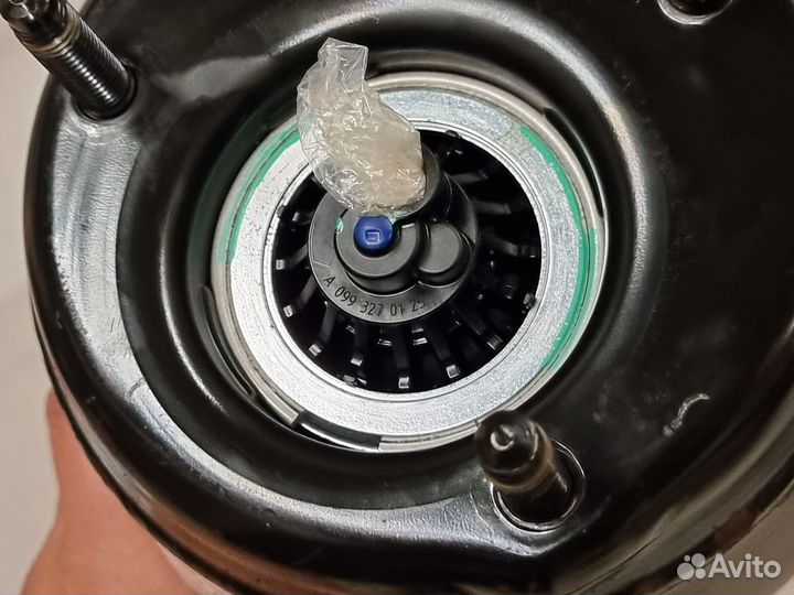 Ориг.пневмостойка (FL) Mercedes 63 AMG A1663201368