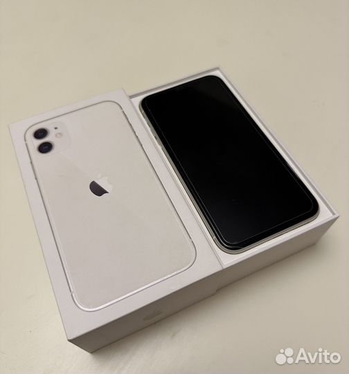 iPhone 11, 128 ГБ