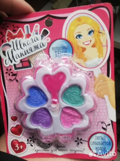 Косметика для девочек новая