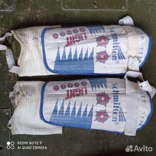 Щитки футбольные взрослые