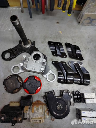 Запчасти от мотоцикла Ява 638