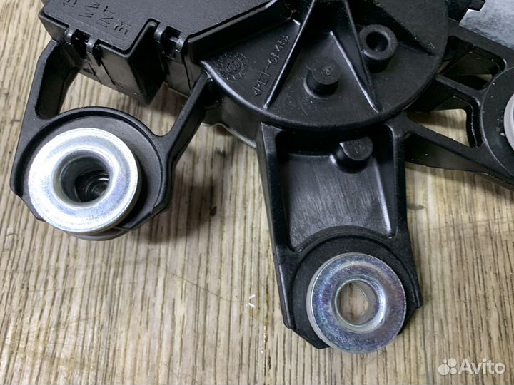 VW Touareg 2002-2010 Моторчик стеклоочистителя