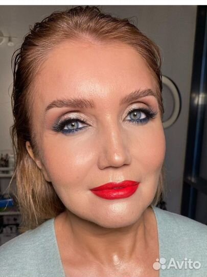 Прическа и макияж в студии