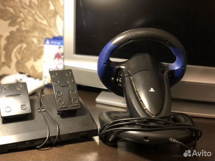 Руль hori Racing Wheel 4 for PlayStation 4