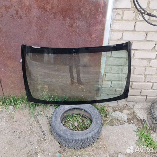 Заднее стекло с обогревом toyota camry XV70 17